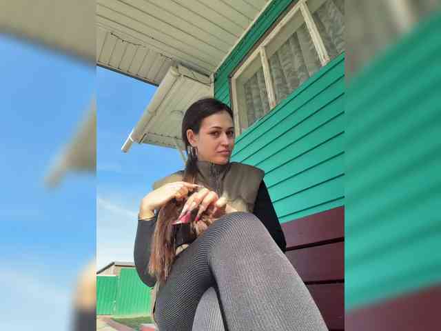 Model: Anutka-chocolatee