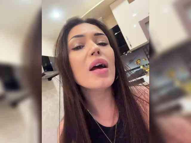 Anutka-chocolatee webcam