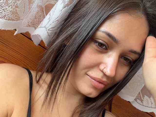 Anutka-chocolatee webcam