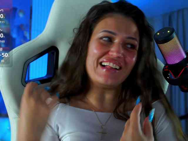 Anutka-chocolatee webcam