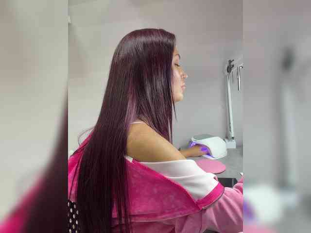 Anutka-chocolateee webcam