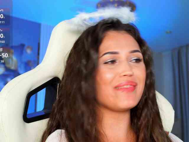 Anutka-chocolatee webcam