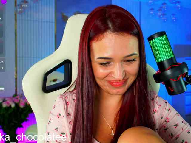 live cam 2 cam Adel-chocolatee