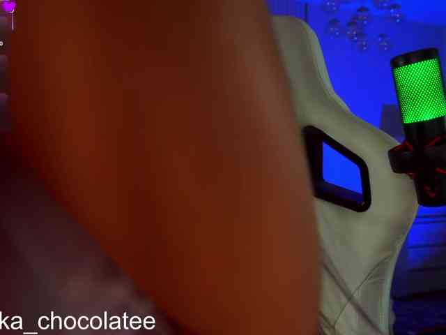 Anutka-chocolateee webcam