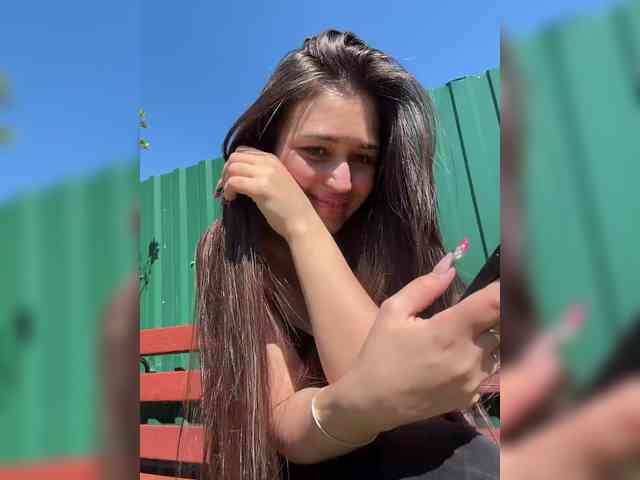 Anutka-chocolatee webcam