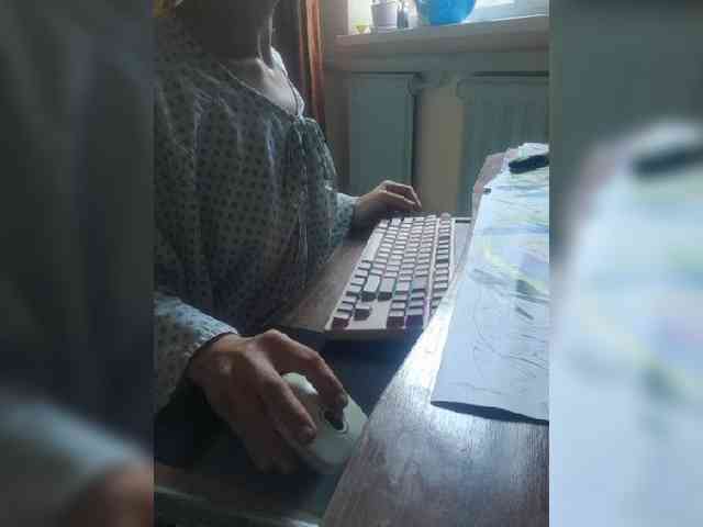 SophieSummer webcam