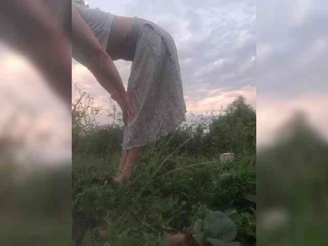 SophieSummer webcam