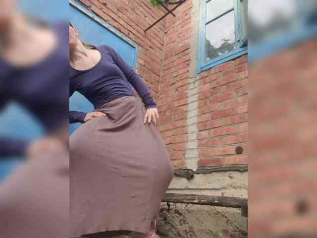 SophieSummer webcam