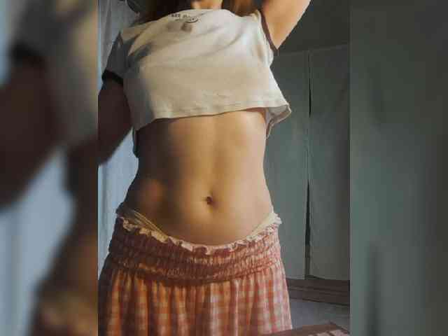 SophieSummer webcam