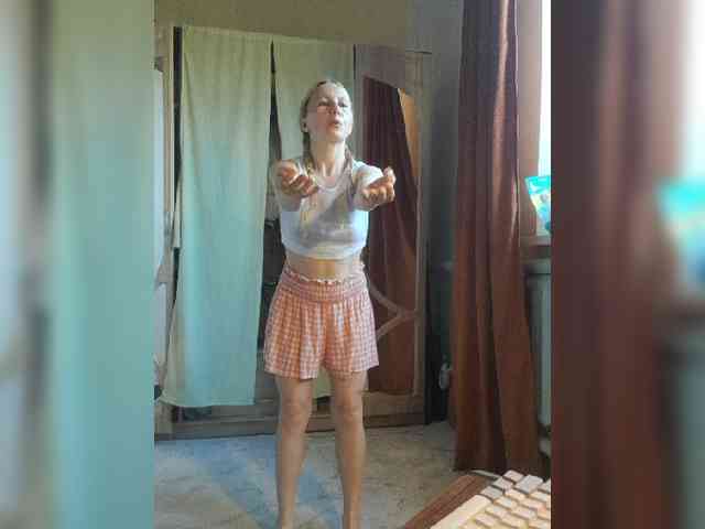 SophieSummer webcam