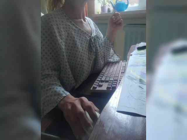 SophieSummer webcam