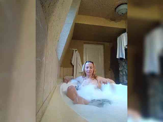 SophieSummer webcam