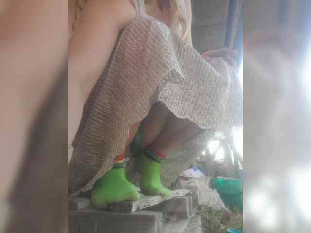 SophieSummer webcam