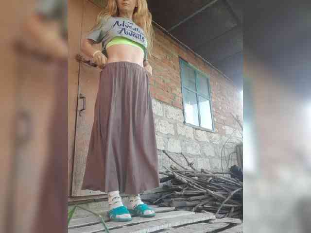 SophieSummer webcam