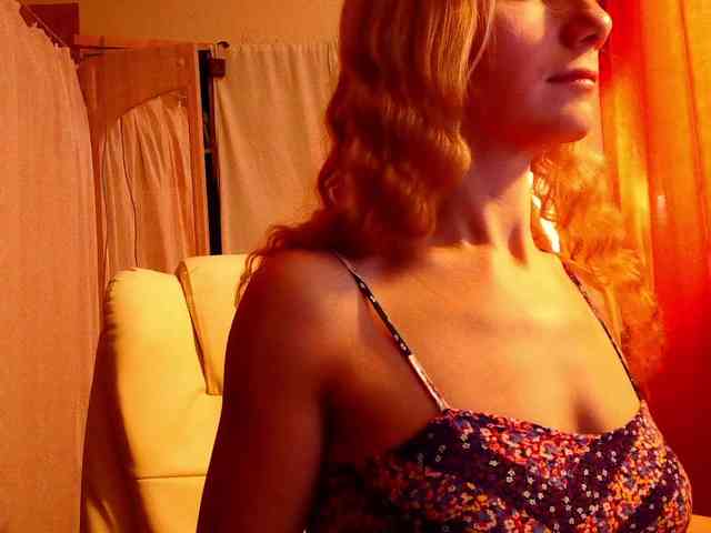 SophieSummer webcam