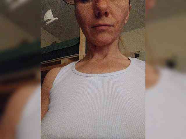 SophieSummer webcam