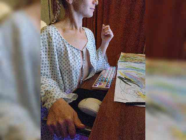 SophieSummer webcam