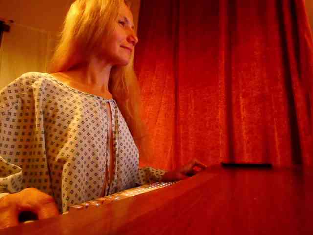 -Fiona88-