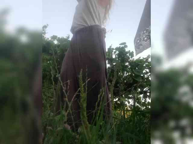 SophieSummer webcam