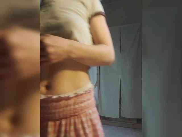 SophieSummer webcam