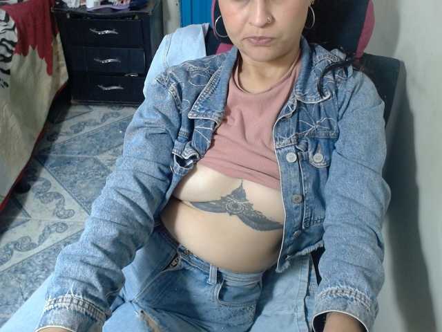 alzorys2434 live cam on BongaCams