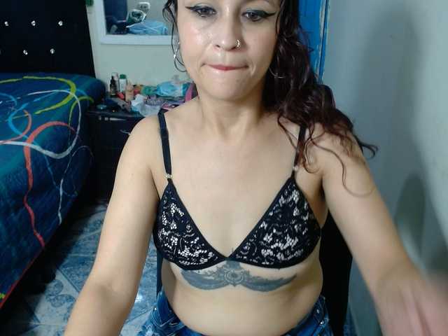alzorys2434 live cam on BongaCams