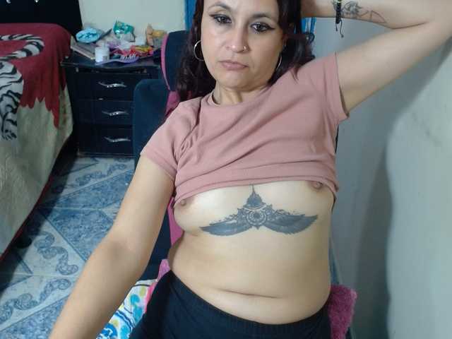 alzorys2434 live cam on BongaCams