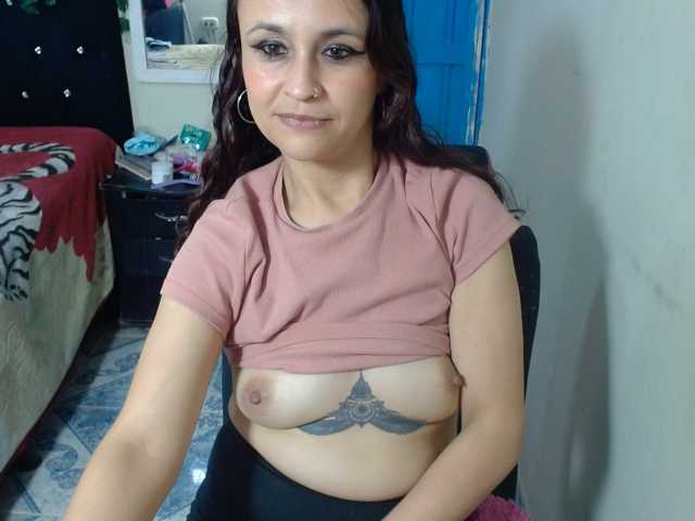 alzorys2434 live cam on BongaCams