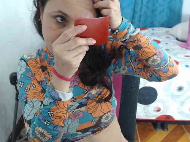 samanthasquirt1212 webcam