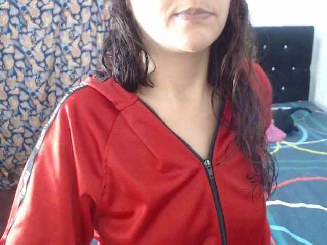 samanthasquirt1212 webcam