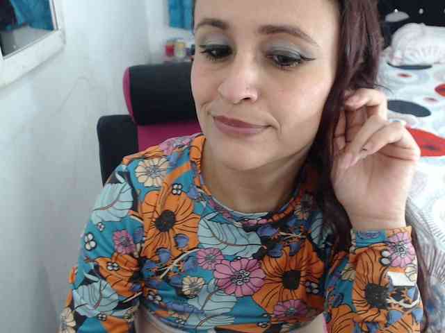samanthasquirt1212