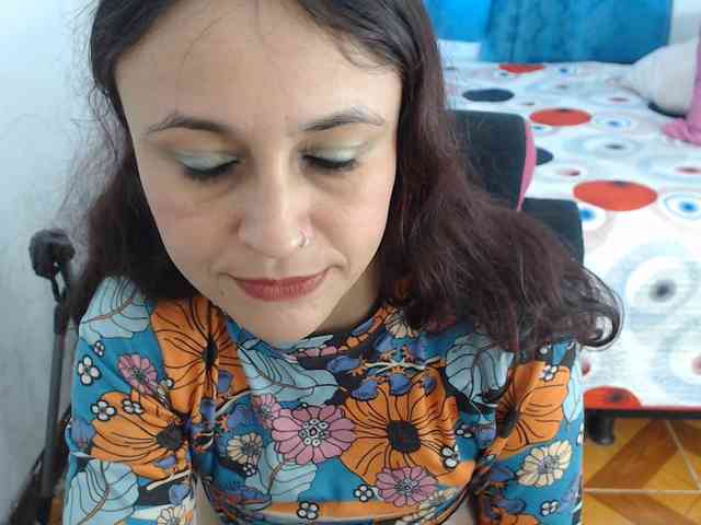 samanthasquirt1212 webcam