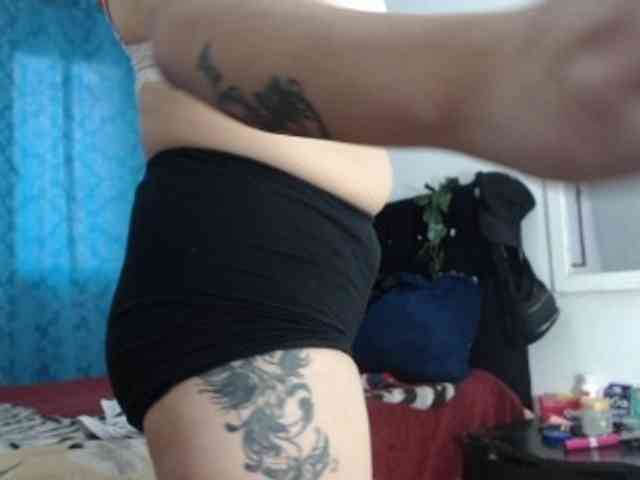 samanthasquirt1212 webcam