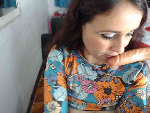 samanthasquirt1212 webcam