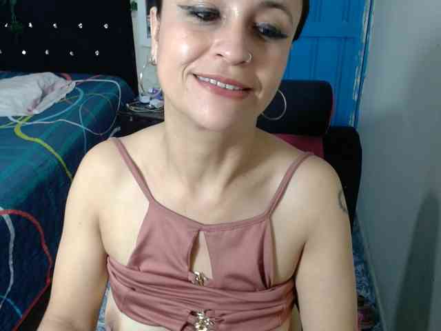 samanthasquirt1212 webcam