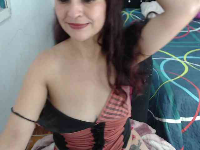 samanthasquirt1212 webcam