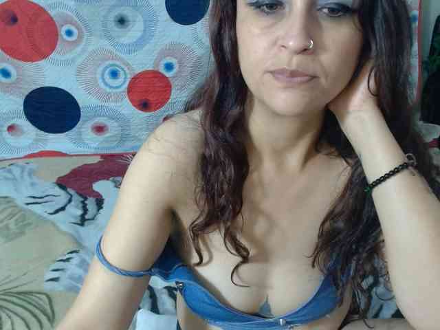 samanthasquirt1212