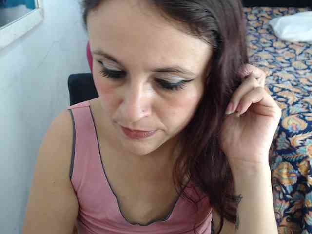 samanthasquirt1212 webcam