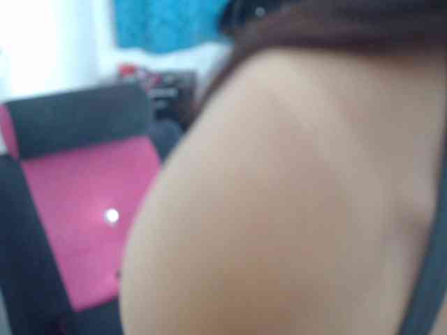 samanthasquirt1212 webcam