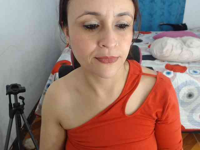 samanthasquirt1212 webcam