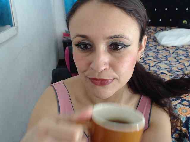 samanthasquirt1212 webcam