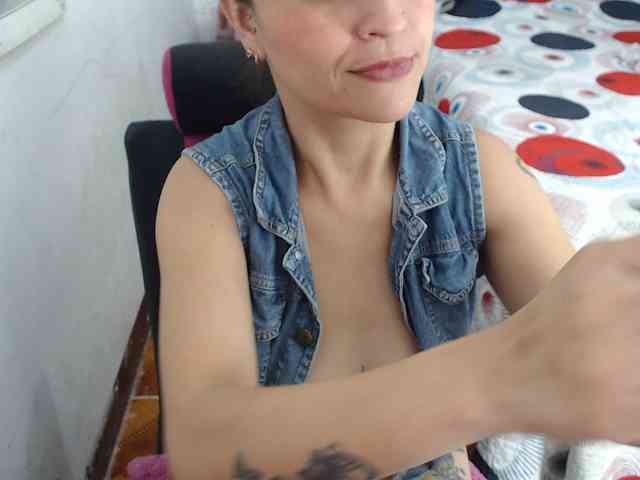 samanthasquirt1212 webcam