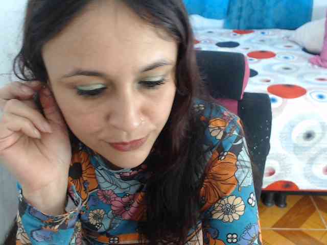 samanthasquirt1212 webcam