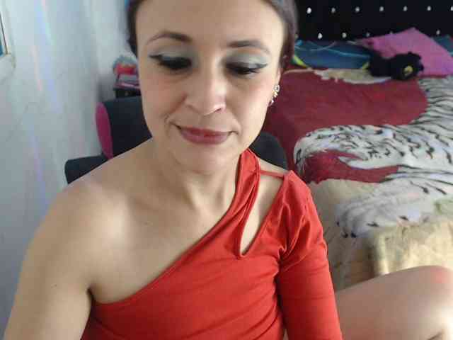 samanthasquirt1212 webcam