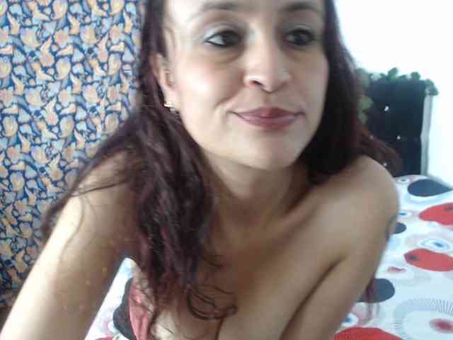 samanthasquirt1212 webcam