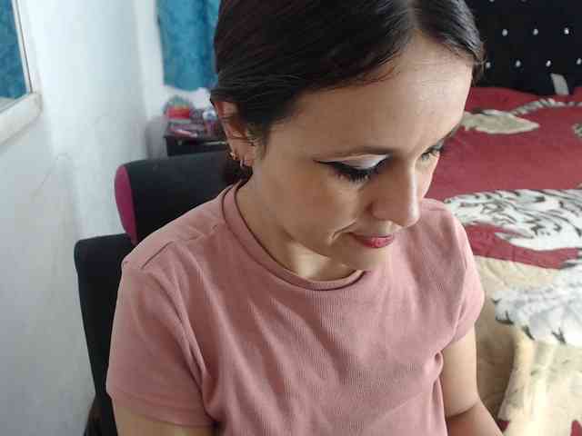 samanthasquirt1212 webcam
