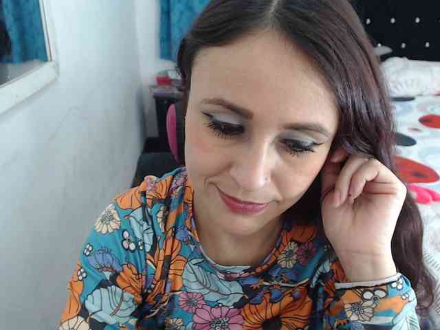 samanthasquirt1212 webcam
