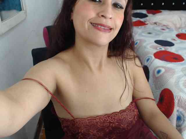 samanthasquirt1212 webcam