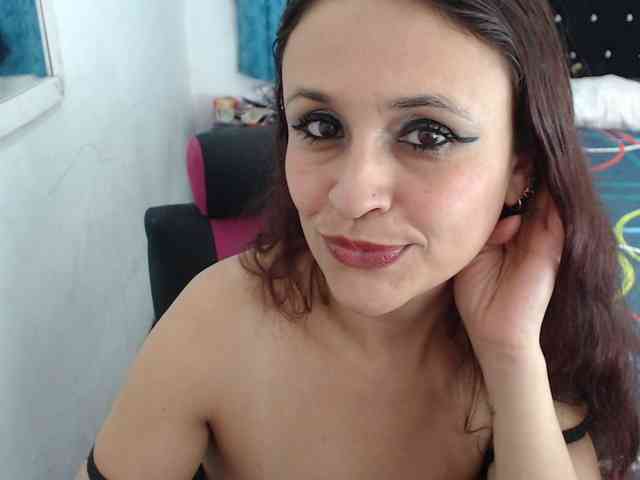 samanthasquirt1212 webcam