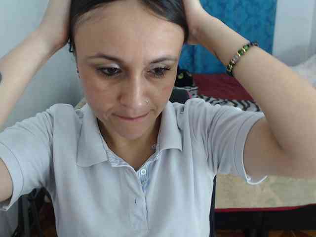 samanthasquirt1212 webcam
